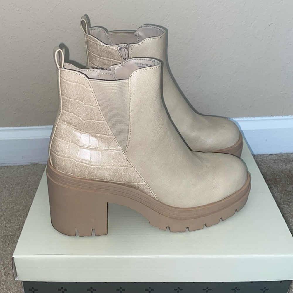 Croc Detail Booties